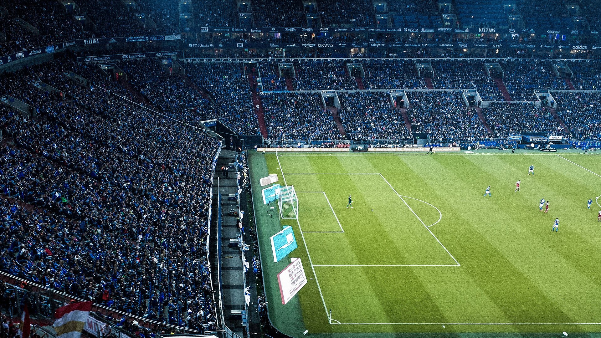 利雅得新月主场大胜强敌，利雅得新月阵容豪华