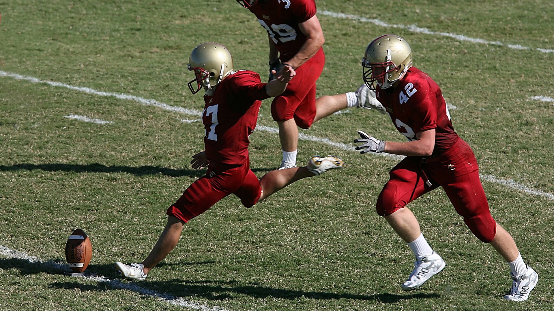 托桑·埃夫布奥姆万成为NBA社交媒体关注焦点，埃托奥布冯